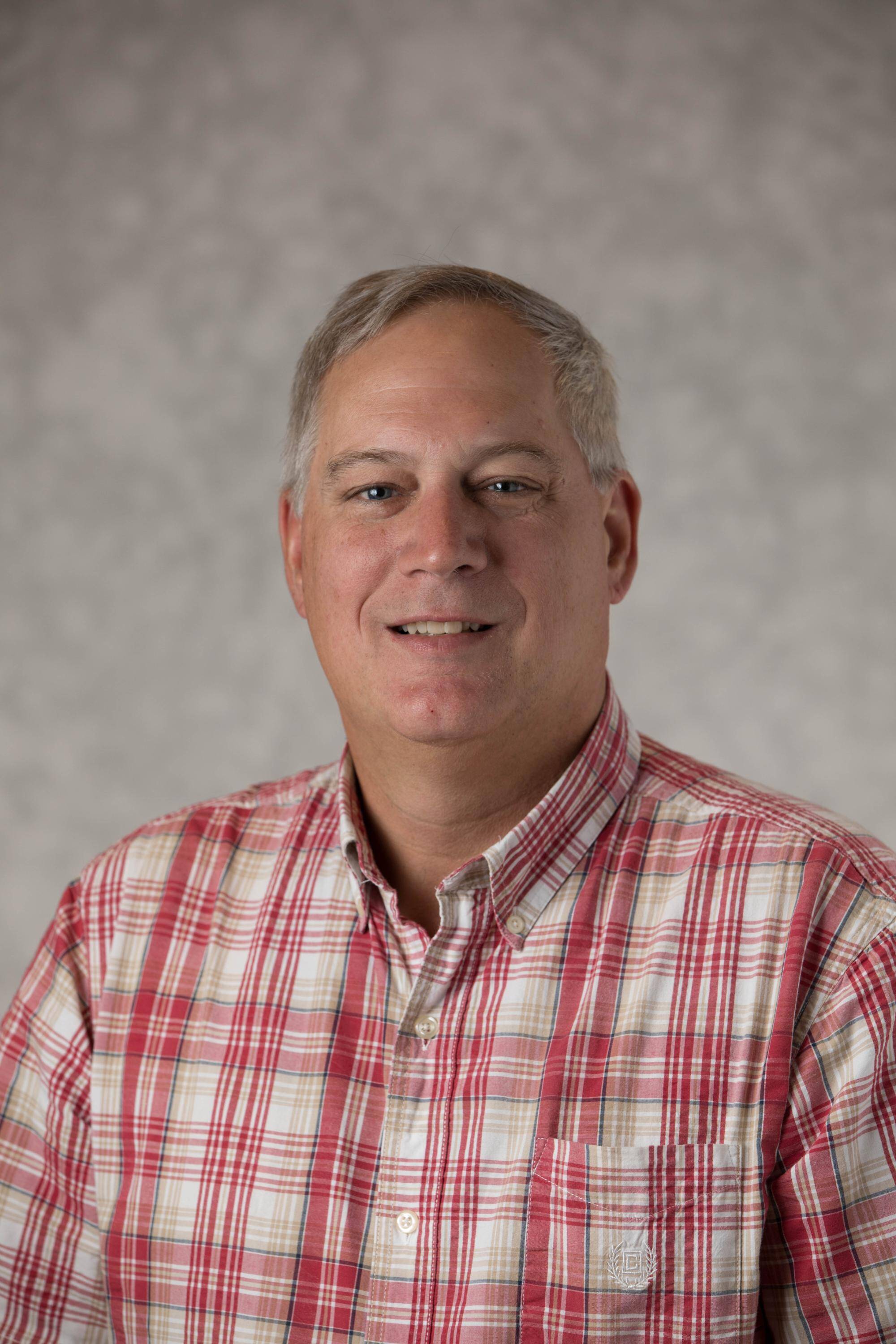 Roy Visser Headshot